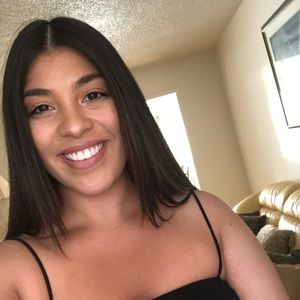 Meet your Posher, Melis